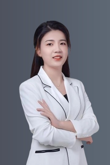 张莘老师照片